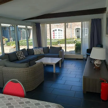 Stegelshof 1 *